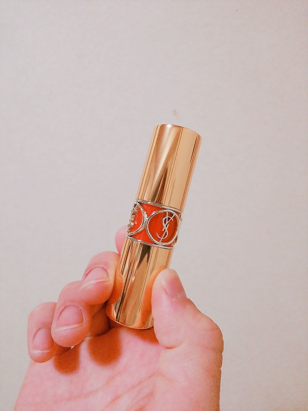 ルージュ ヴォリュプテ シャイン/YVES SAINT LAURENT BEAUTE/口紅を使ったクチコミ(2枚目)