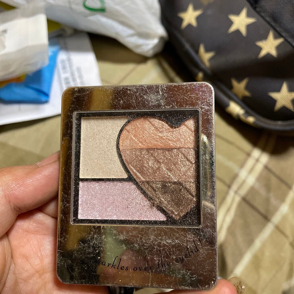 レインボーグラデアイズ/インテグレート/アイシャドウパレットを使ったクチコミ(1枚目)