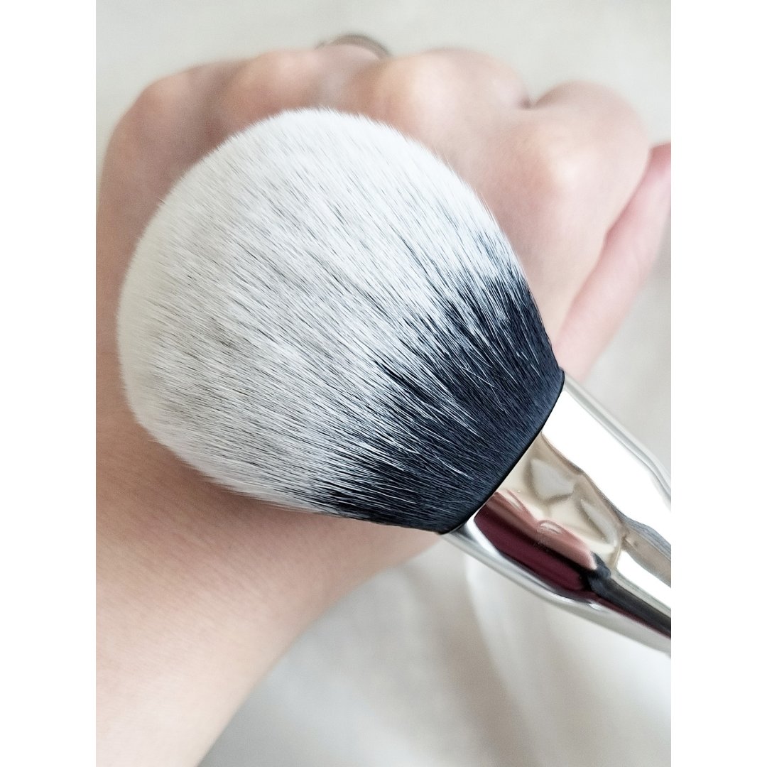 FACE BRUSH/ブリリアージュ/メイクブラシを使ったクチコミ（3枚目）