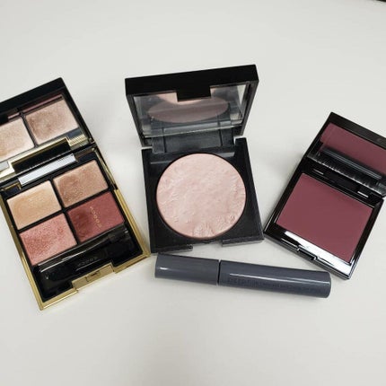 みみ on LIPS 「SUQQUデザイニングカラーアイズ04絢撫子廃盤になって始まっ..」(4枚目)