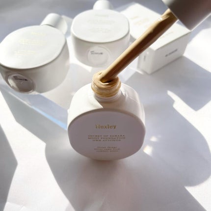 モイストファンデーション ; オウンアティテュード/Huxley/リキッドファンデーションを使ったクチコミ(4枚目)