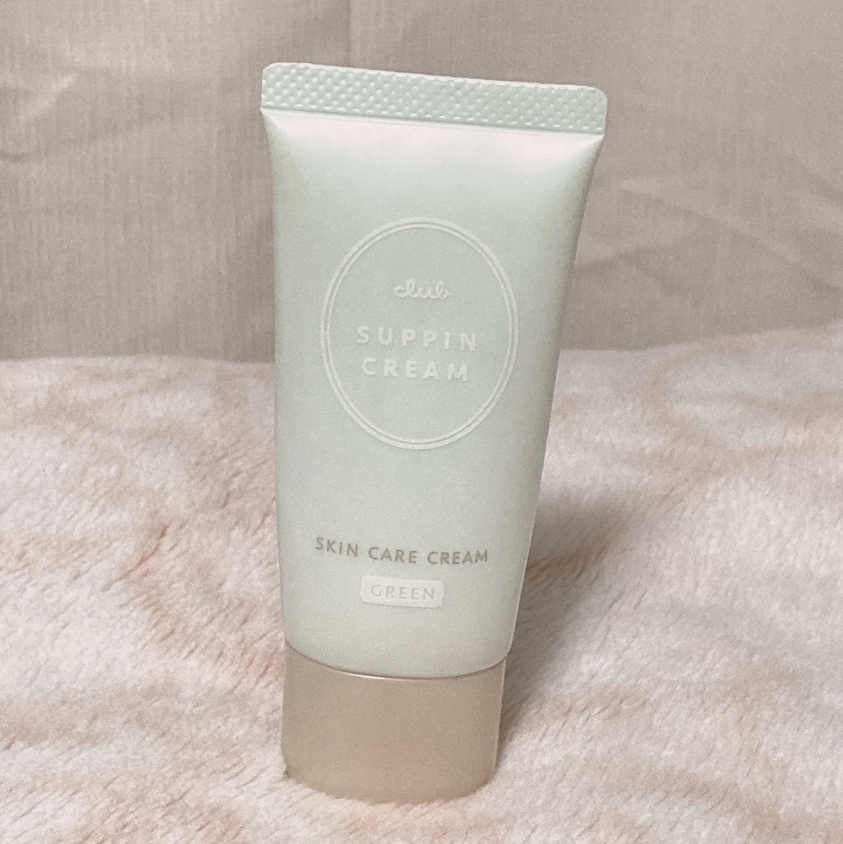 すっぴんクリームC ホワイトフローラルブーケの香り 30g/クラブ/化粧下地を使ったクチコミ（1枚目）