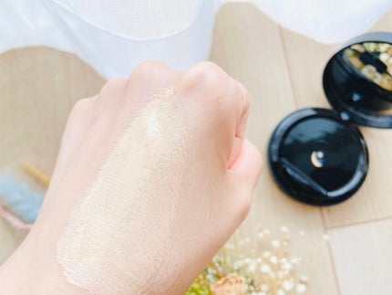 ミネラルリキッドリー ファンデーション SPF22 PA++/MiMC/リキッドファンデーションを使ったクチコミ(3枚目)