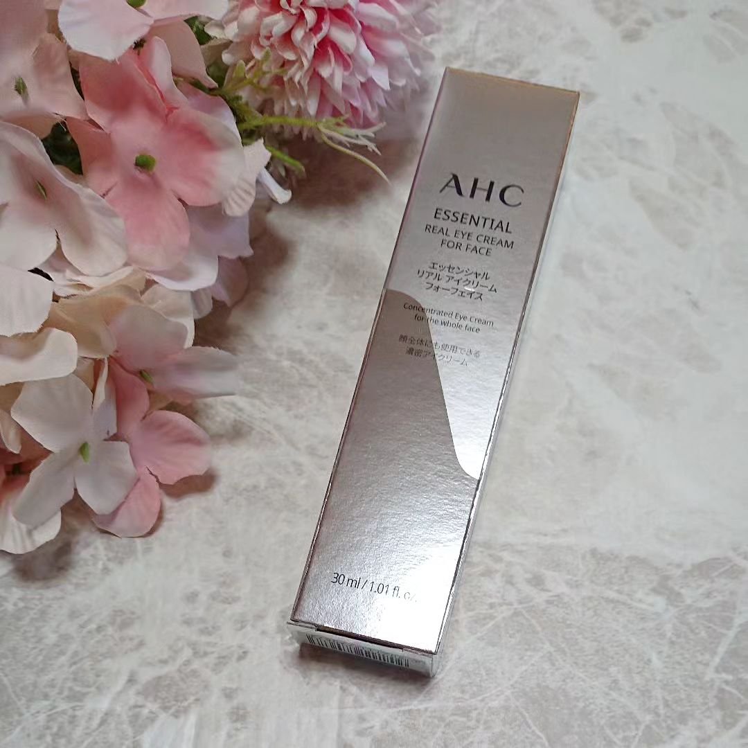 エッセンシャル リアル アイクリーム フォーフェイス/AHC/アイケア・アイクリームを使ったクチコミ（1枚目）