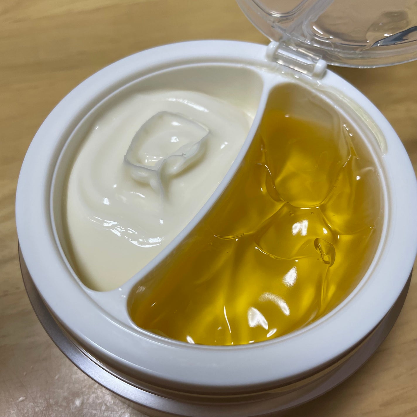 ホワイトトリュフダブルセラムアンドクリーム/ダルバ/フェイスクリームを使ったクチコミ(2枚目)