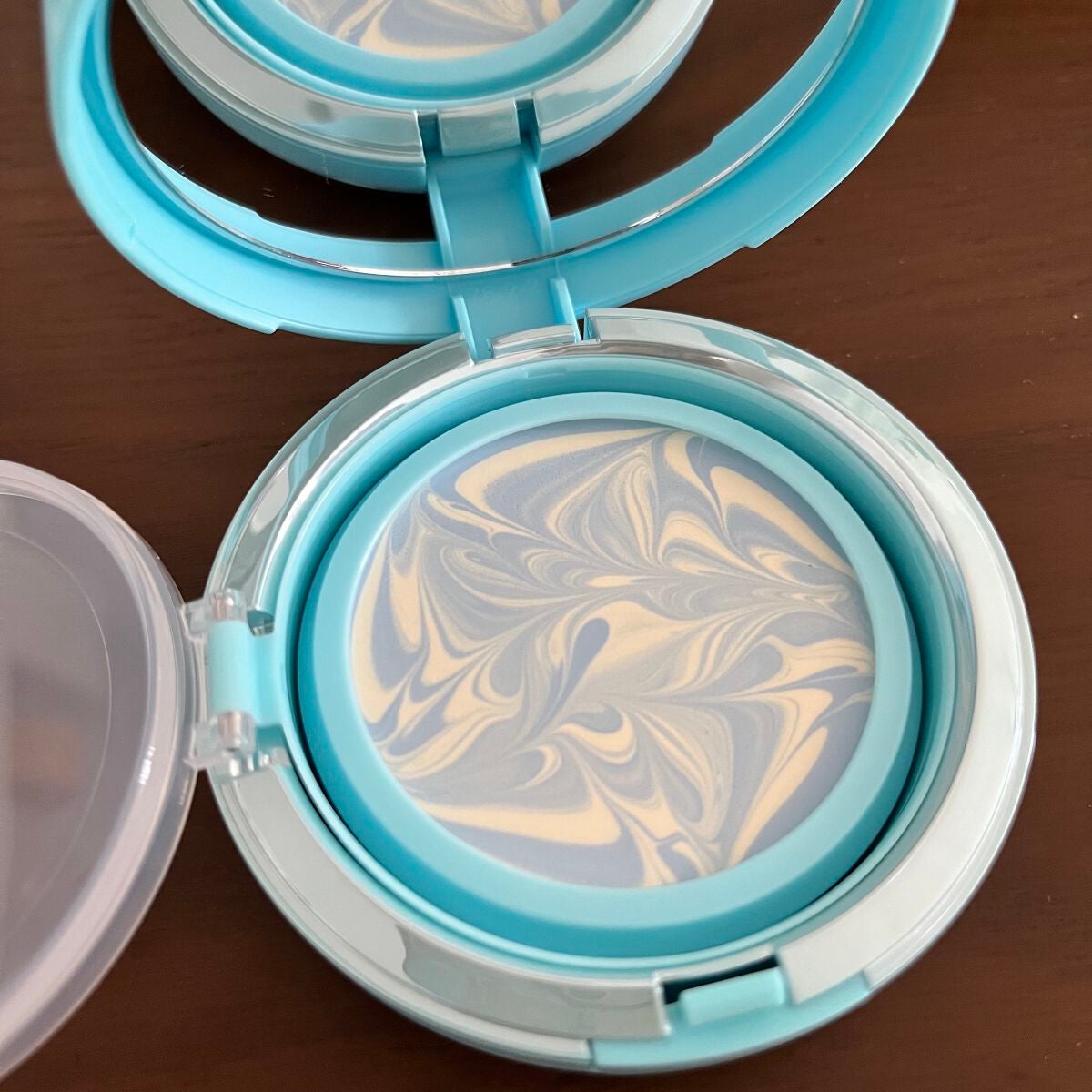 ジューシーパン スキンケアプライマー/A’pieu/化粧下地を使ったクチコミ(4枚目)