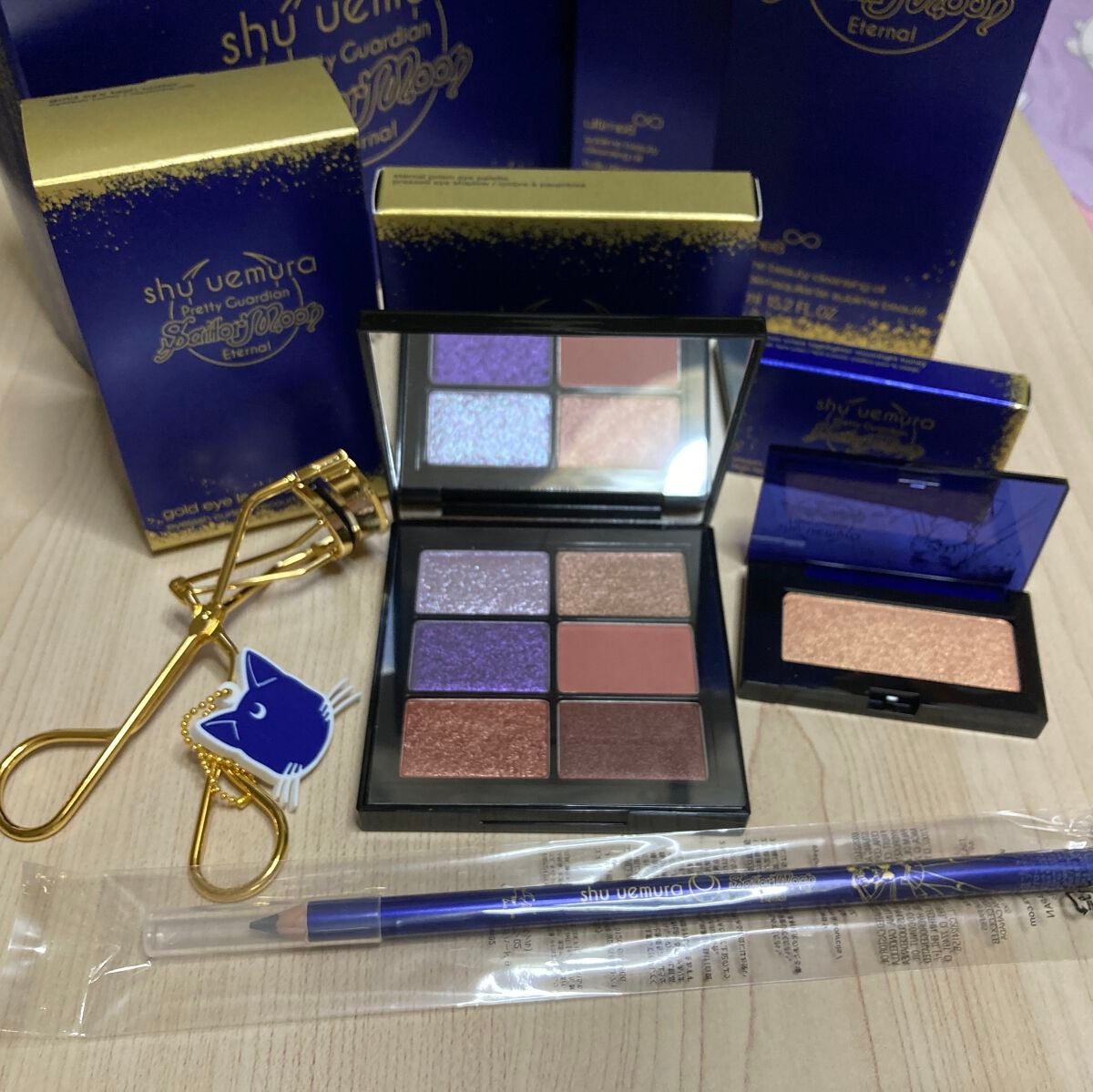 ムーン クライシス ハイライター/shu uemura/パウダーハイライトを使ったクチコミ(3枚目)