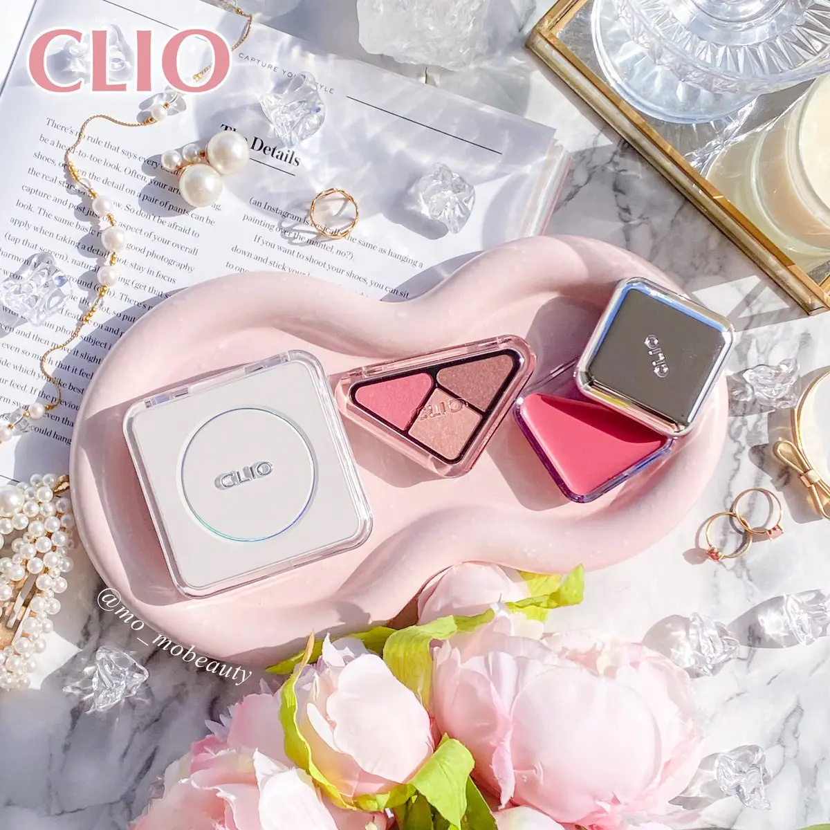 CLIOの有名なキルカバーからカバー力と持続力はそのまま、化粧崩れ/塗りムラ/浮き/インナードライを改善したファンウェアクッション ザ オリジナルが新登場✨

薄肌にも馴染む素肌のような
サラッとした仕上がりでキープ力も◎


🎨エッセン