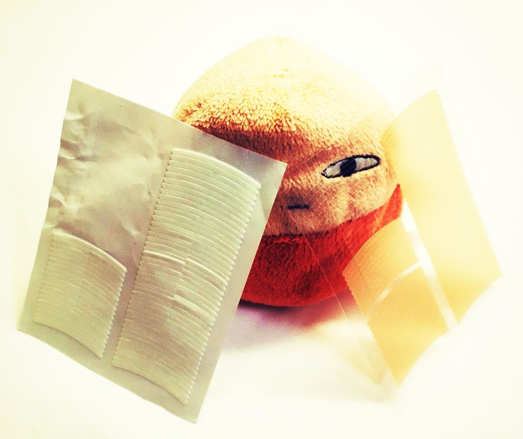 のびーるアイテープ（絆創膏タイプ、レギュラー）/DAISO/二重まぶた用アイテムを使ったクチコミ（1枚目）