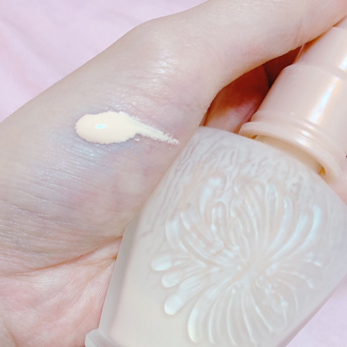 モイスチュアライジング ファンデーション プライマー/PAUL & JOE BEAUTE/化粧下地を使ったクチコミ(2枚目)