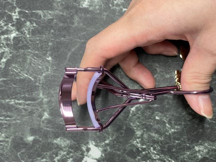 ウィッチズポーチ ビューラー(アリエル)/Witch's Pouch/ビューラーを使ったクチコミ(4枚目)