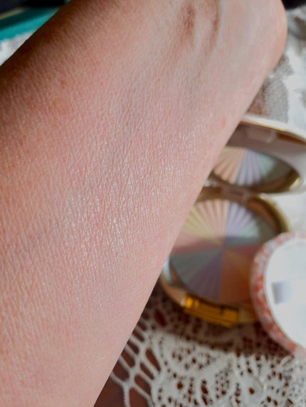 サンブロックルーセントパウダーex./ステファニー/プレストパウダーを使ったクチコミ(5枚目)