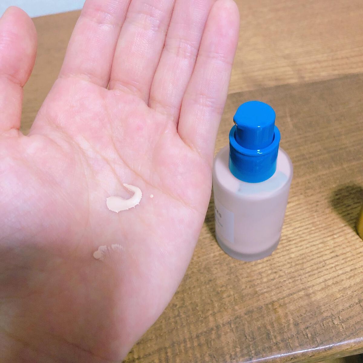 アンディヴァイデッド シアーファンデーション/アーレス/リキッドファンデーションを使ったクチコミ(3枚目)