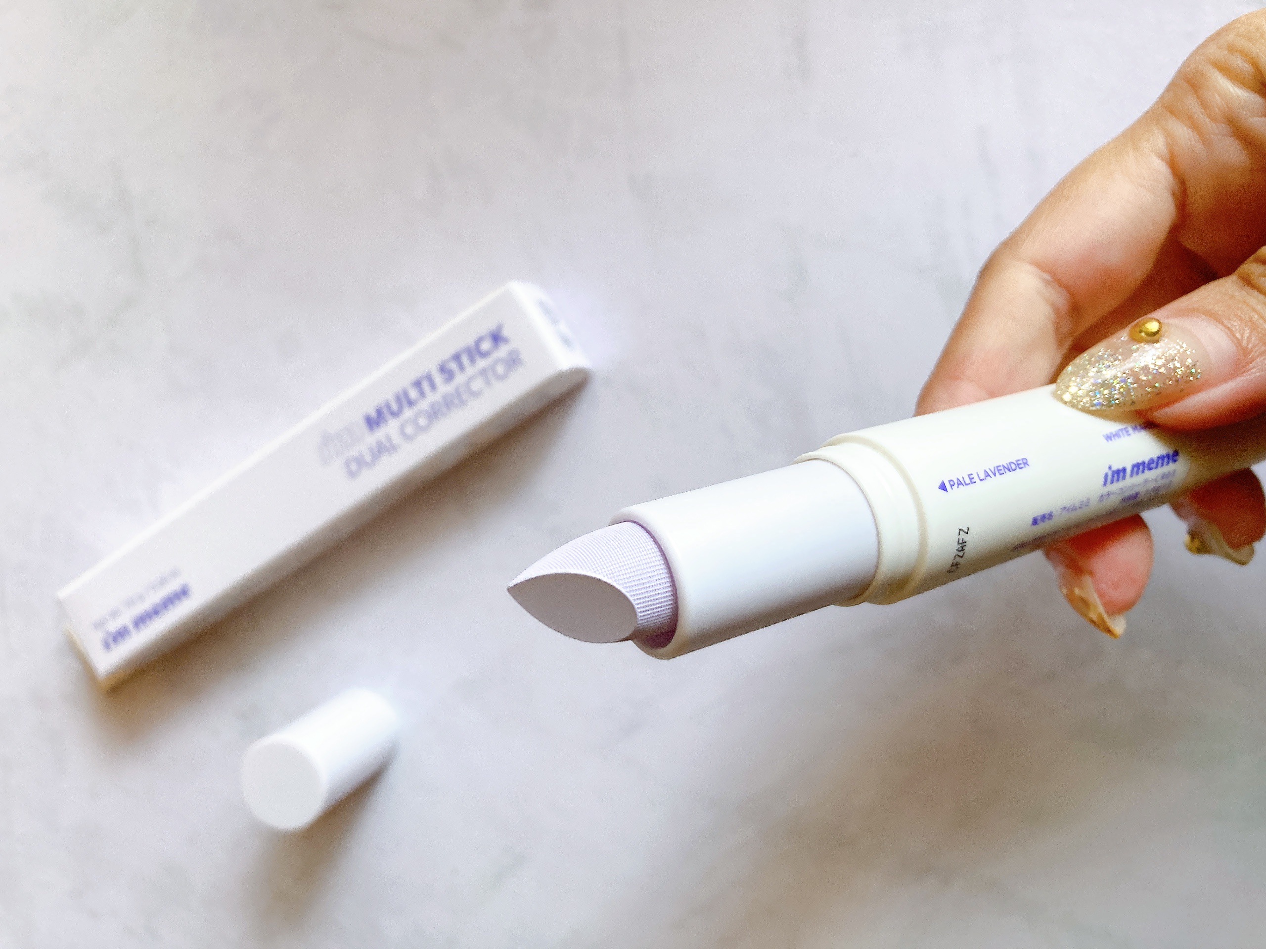 アイムマルチスティックデュアルコレクター 003 マーブルベージュ×パールラベンダー/i’m meme/スティックコンシーラーを使ったクチコミ（2枚目）