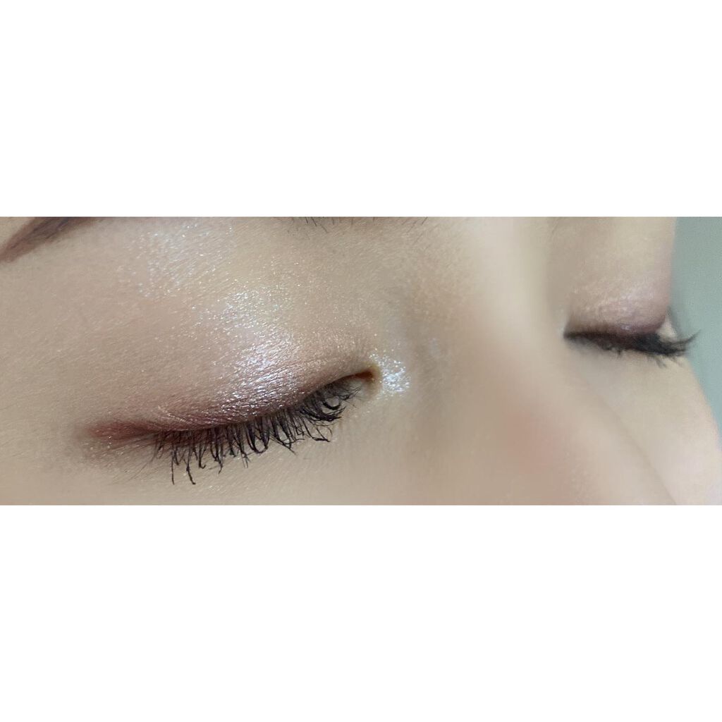 スティロ オンブル エ コントゥール 40 ベージュ ペルレ/CHANEL/スティックアイシャドウを使ったクチコミ（2枚目）