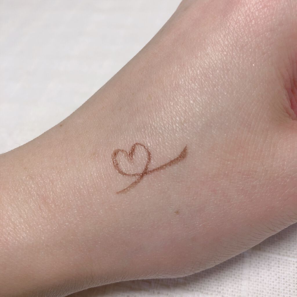 デジャヴュ 「密着アイライナー」しなやか筆リキッドのクチコミ「ブラウンのリキッドアイライナーが欲しくて
買ったのがこちら‼️

#デジャヴュ
#密着アイライ.....」（3枚目）