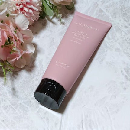 ビタシルクダメージリペアトリートメント(ローズブルーム)/ガランビュー/洗い流すヘアトリートメントを使ったクチコミ(1枚目)