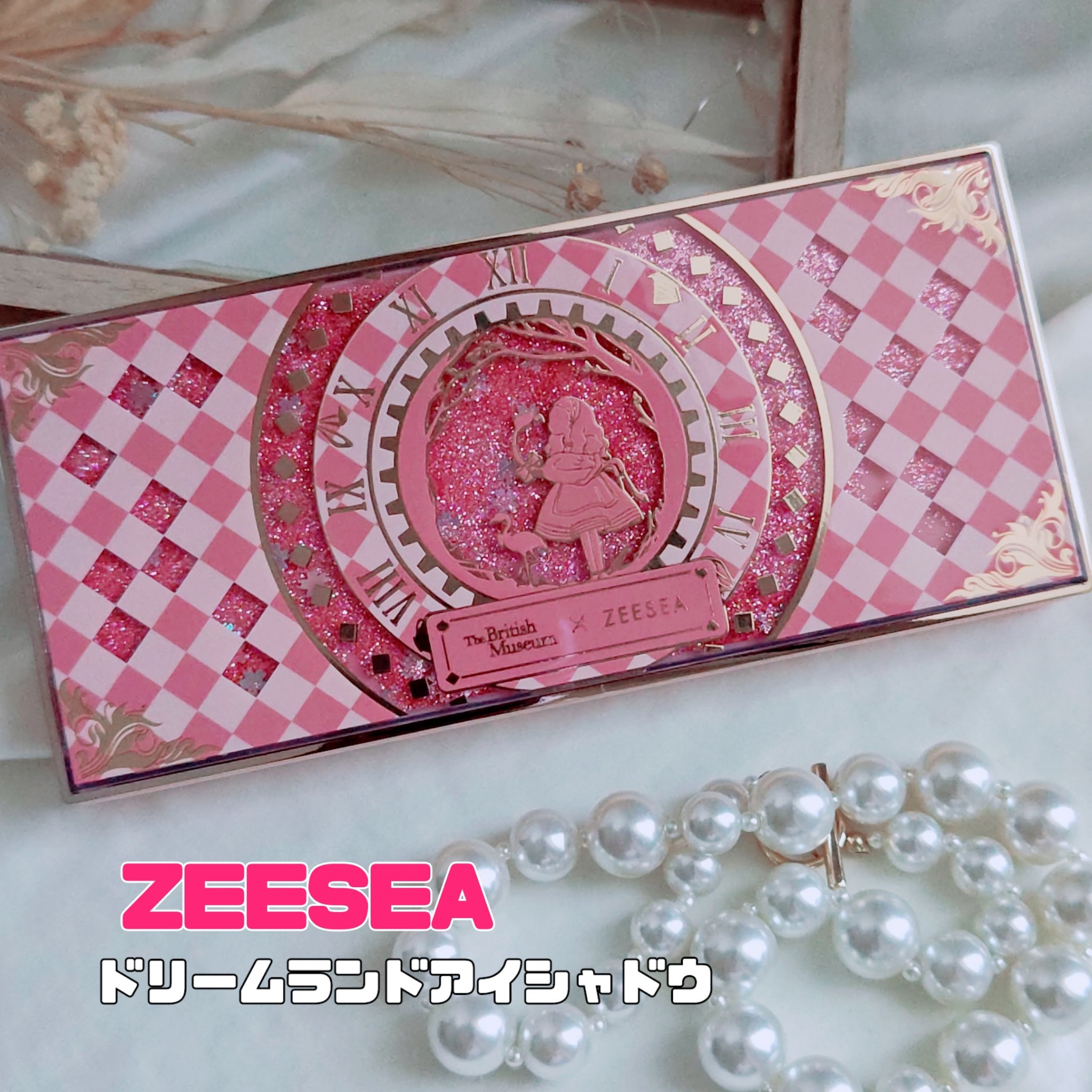アリスドリームランドシリーズ 12色アイシャドウパレット（ZEESEA×大英博物館）/ZEESEA/アイシャドウパレットを使ったクチコミ（1枚目）