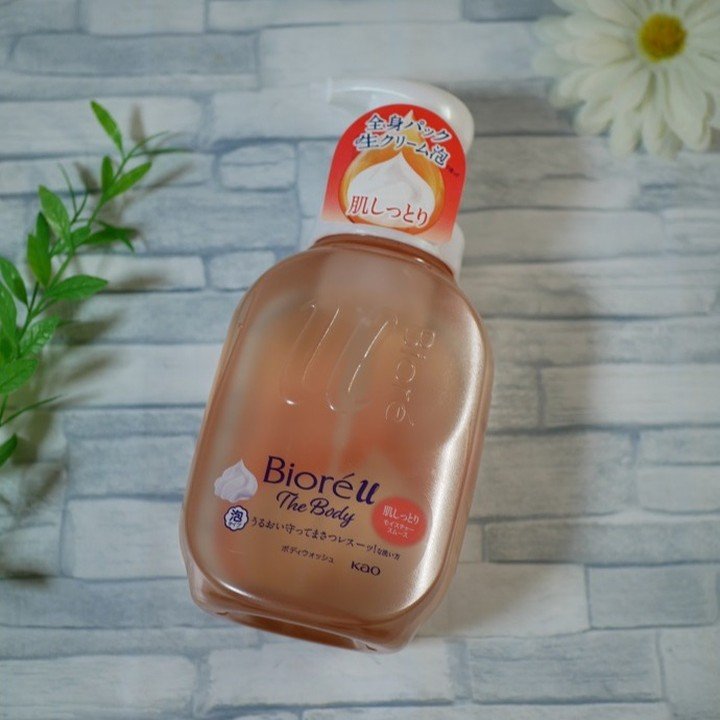 ビオレu ザ ボディ 泡タイプ モイスチャースムース/ビオレu/ボディソープを使ったクチコミ（1枚目）
