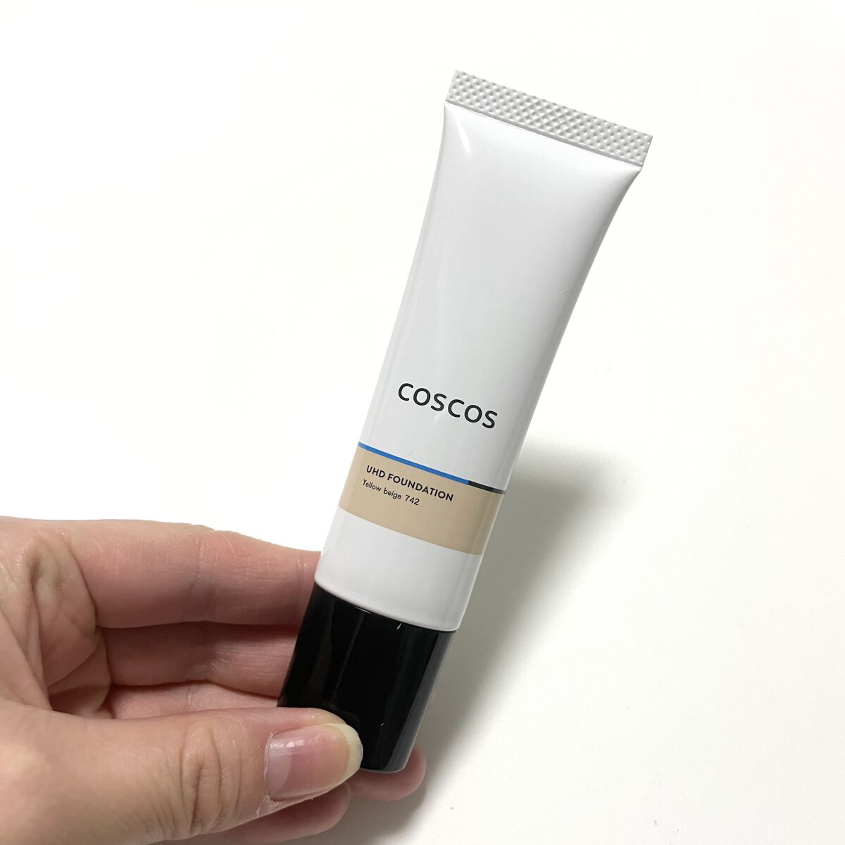 UHDファンデーション742（イエローベージュ）/COSCOS/リキッドファンデーションを使ったクチコミ（3枚目）