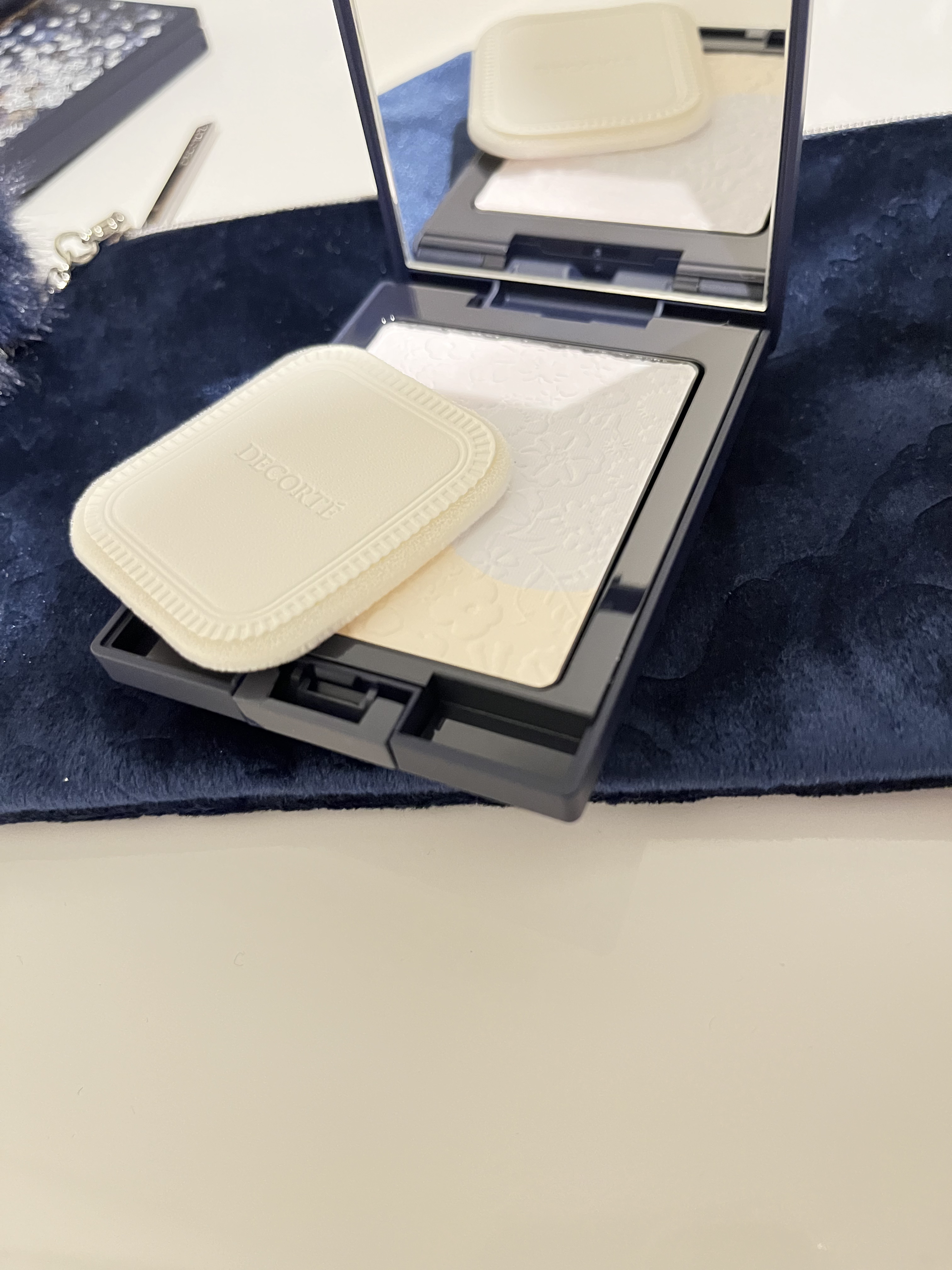 ウィンターダズル コレクション/DECORTÉ/メイクアップキットを使ったクチコミ（3枚目）