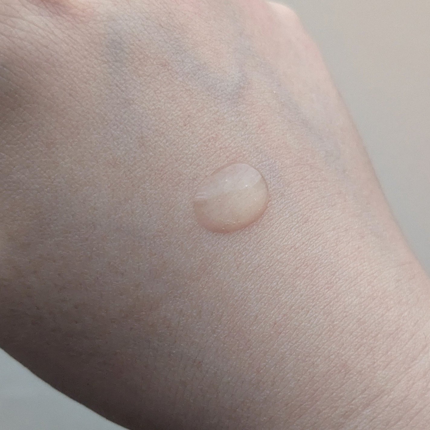 オイルコントロールカプセルエッセンス/celimax/美容液を使ったクチコミ(2枚目)