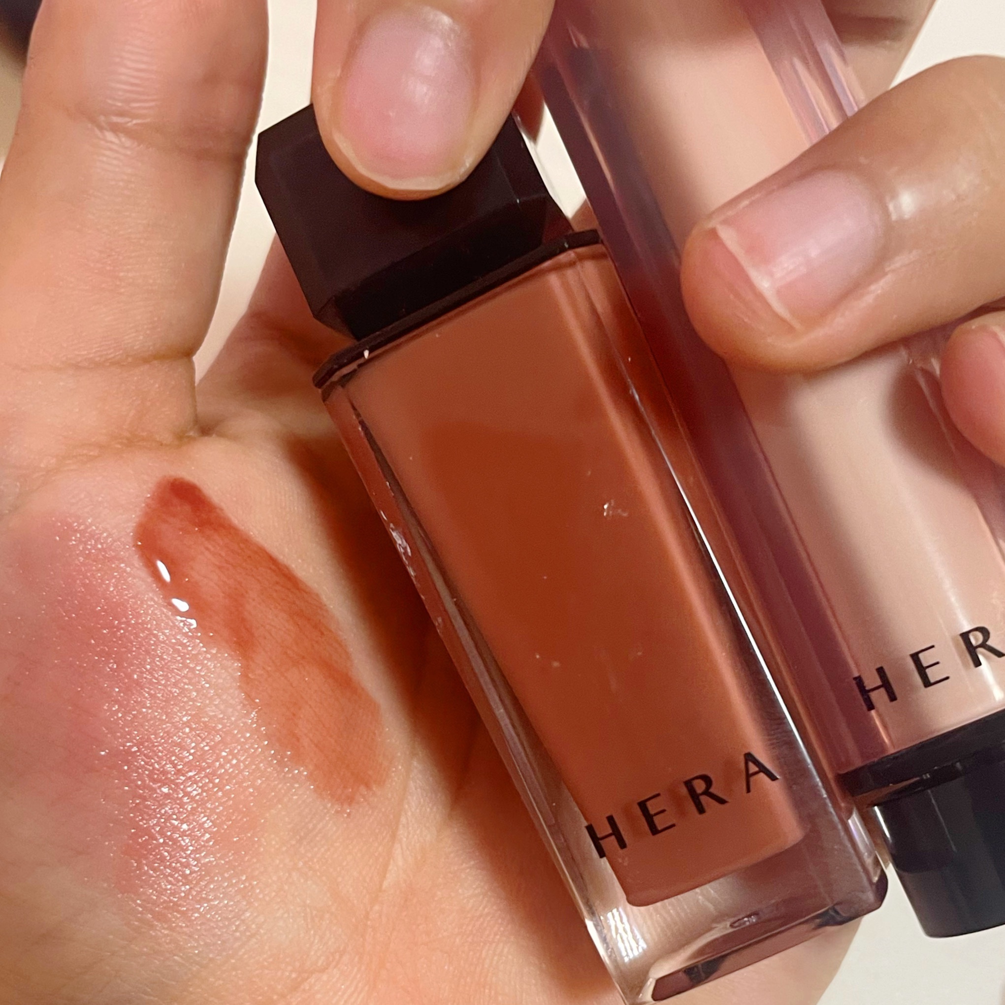 センシュアルヌードグロス/HERA/リップグロスを使ったクチコミ（2枚目）