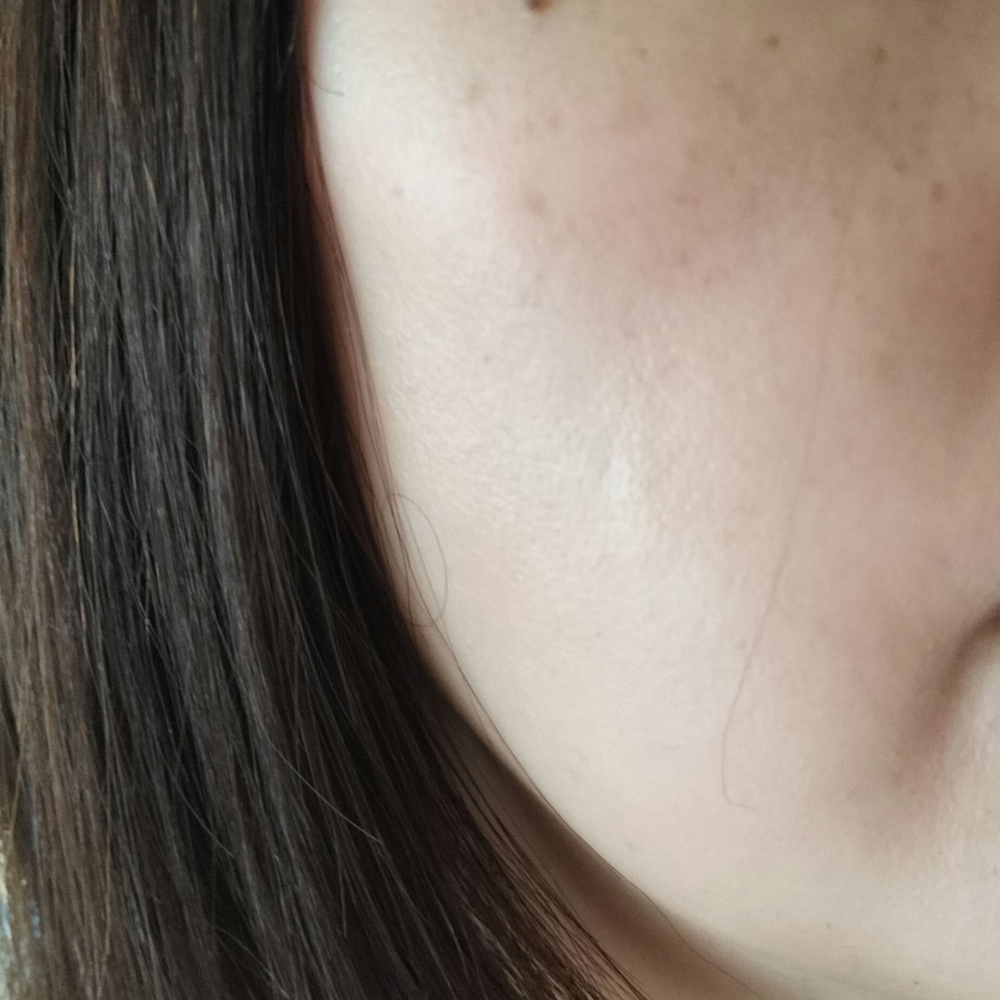 エッセンス スキングロウ ファンデーション/SHISEIDO/リキッドファンデーションを使ったクチコミ(4枚目)