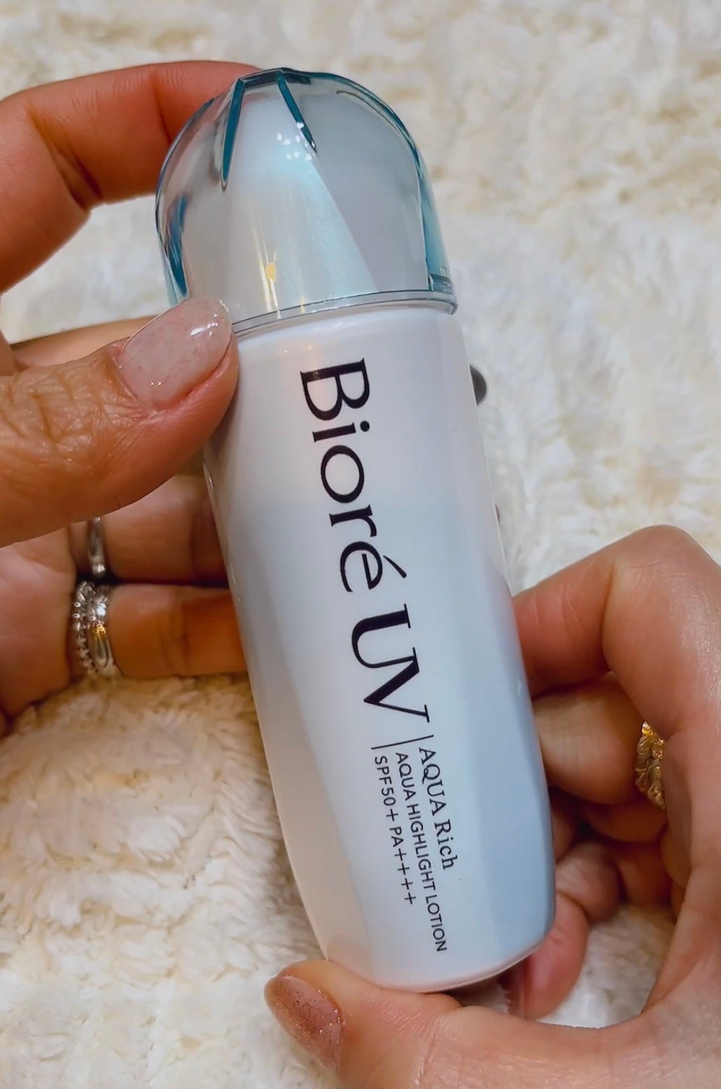 ビオレUV アクアリッチ アクアハイライトローション(水層ハイライトUV)/ビオレ/日焼け止めローションを使ったクチコミ(3枚目)