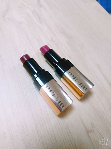 BOBBI BROWN  リュクスリップカラー
30 ユア マジェスティ
50  プラムローズ

どれも発色がめっちゃいい
デパコスだしお値段はまあまあするけどカラバリ豊富で集めたくなる

・30 ユア