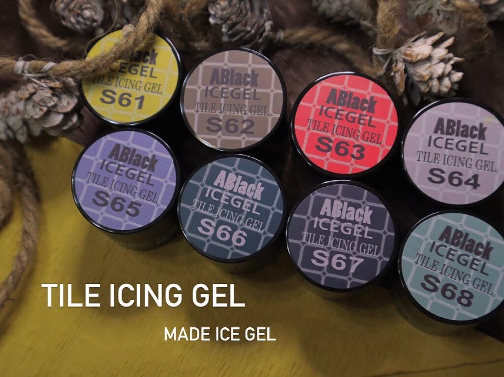 𝐍𝐚𝐢𝐥𝐢𝐬𝐭🦋𝐭𝐨-𝐦𝐚, on LIPS 「(Instagramより)...ニットジェルに新しいカラーが登..」(3枚目)