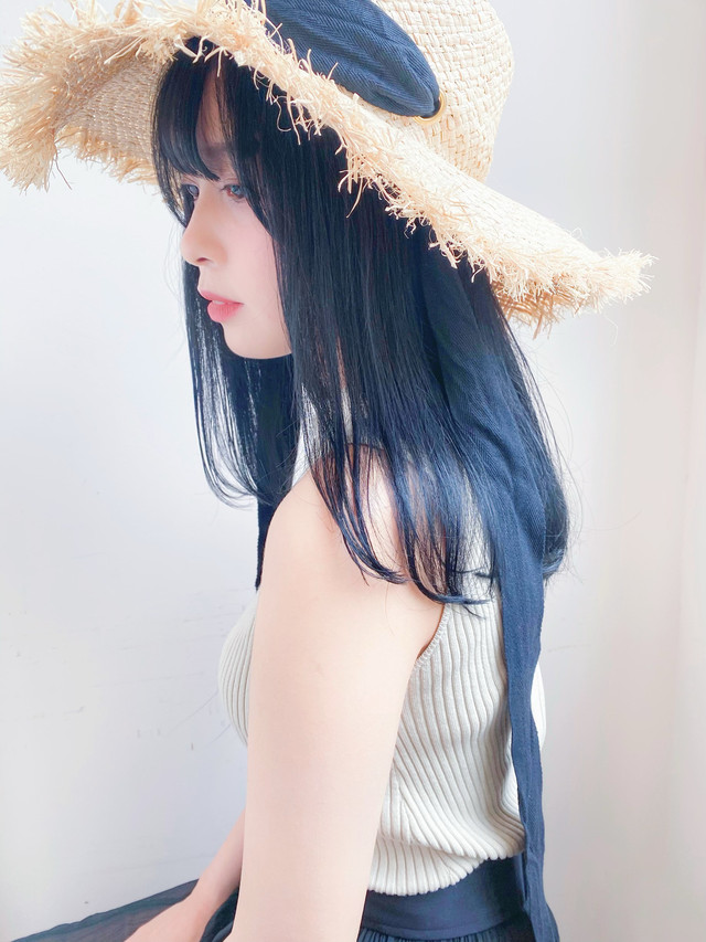 ブルーアッシュの髪色