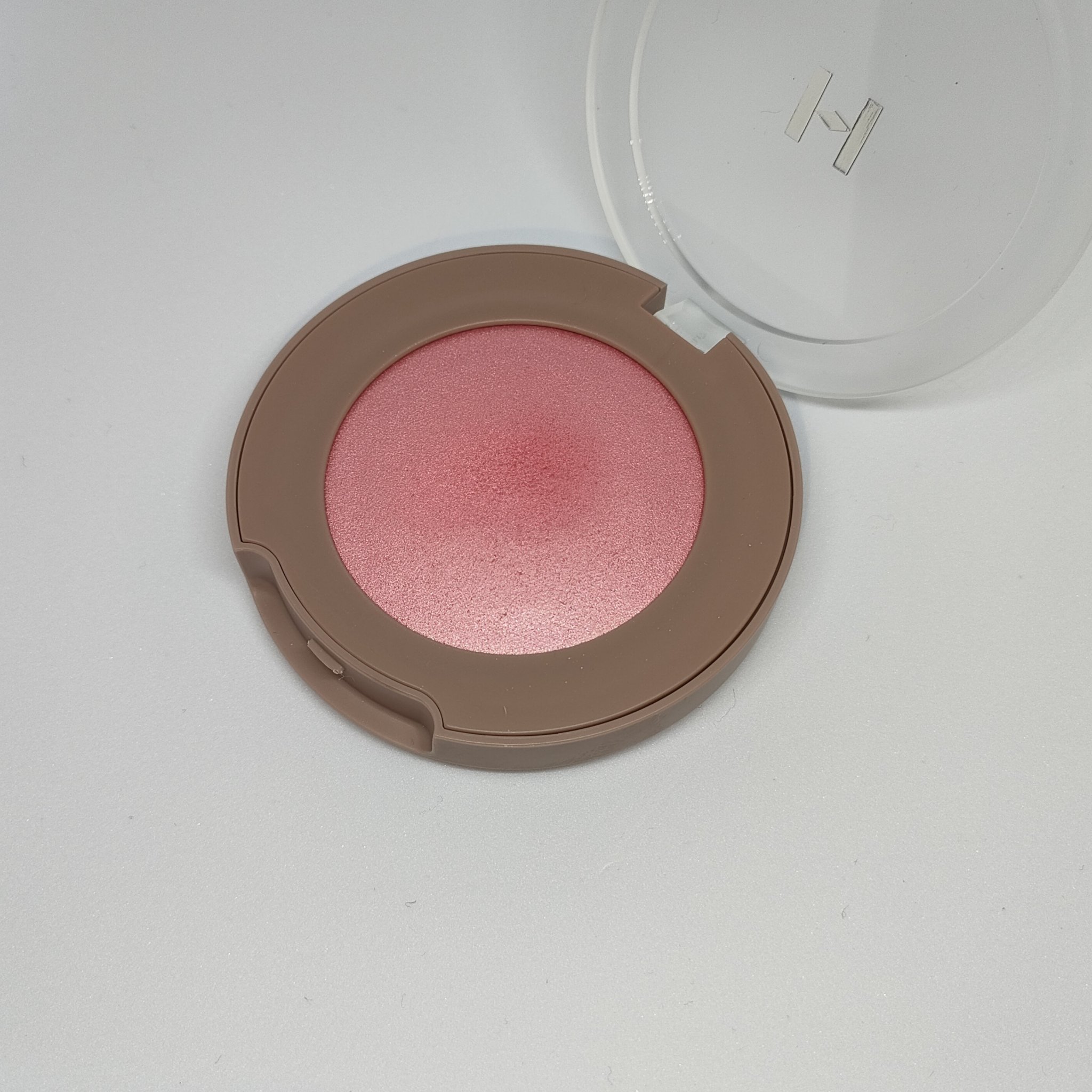 トゥルーディメンショングロウチーク G001 ブラッシュオン/hince/パウダーチークを使ったクチコミ（2枚目）