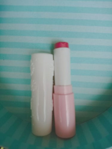 ミツバ on LIPS 「100円ショップで買ったリップが凄く素敵だったのでオススメです..」（1枚目）