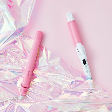 SALONIA（サロニア）公式アカウント on LIPS 「店頭販売スタート📣🖤2021年春夏限定ピンク&パープルカ..」（1枚目）