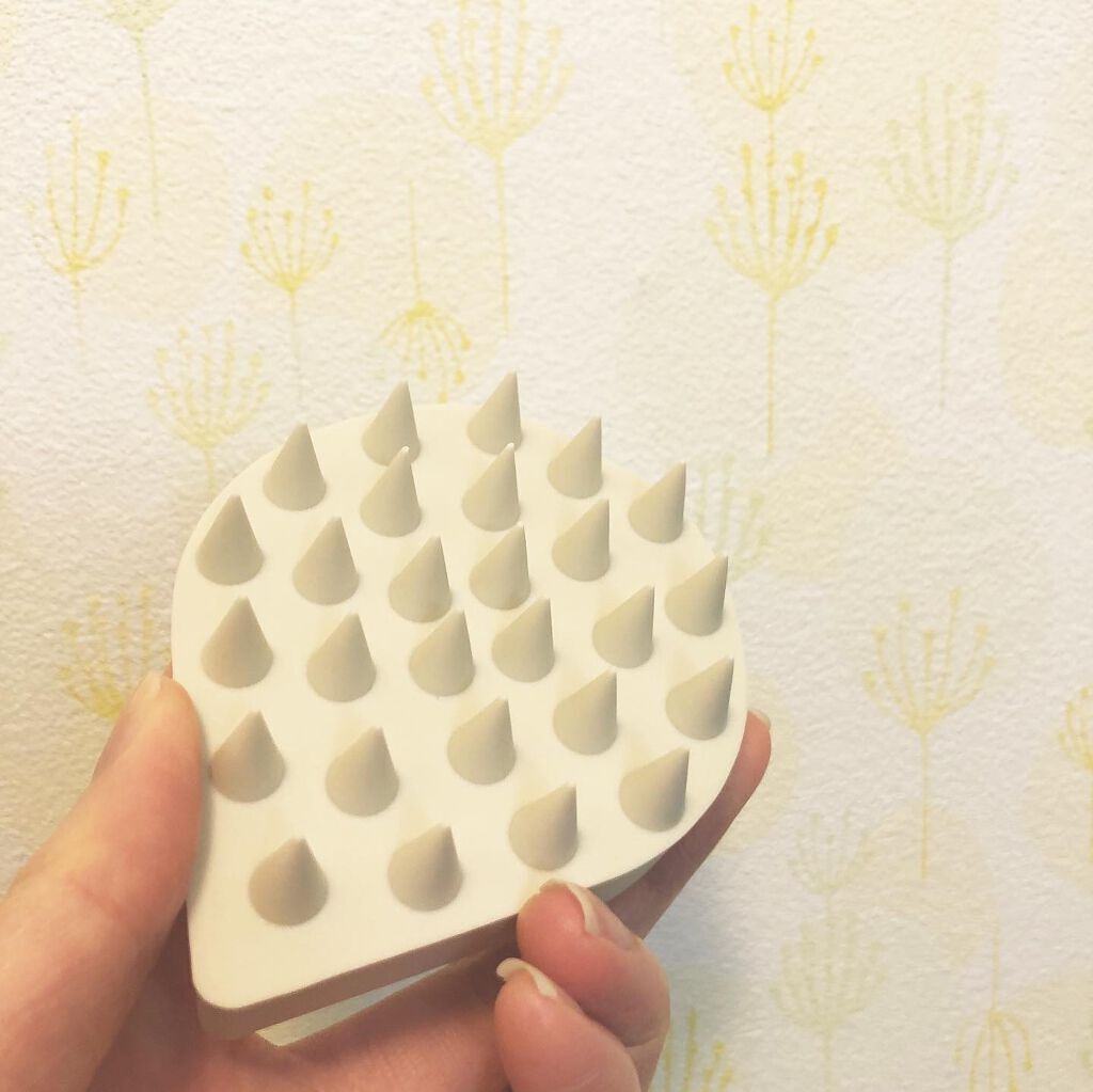 リラクシングマッサージブラシ/エトヴォス/スカルプブラシを使ったクチコミ（1枚目）