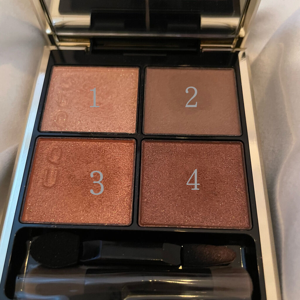 シグニチャー カラー アイズ/SUQQU/アイシャドウパレットを使ったクチコミ（2枚目）