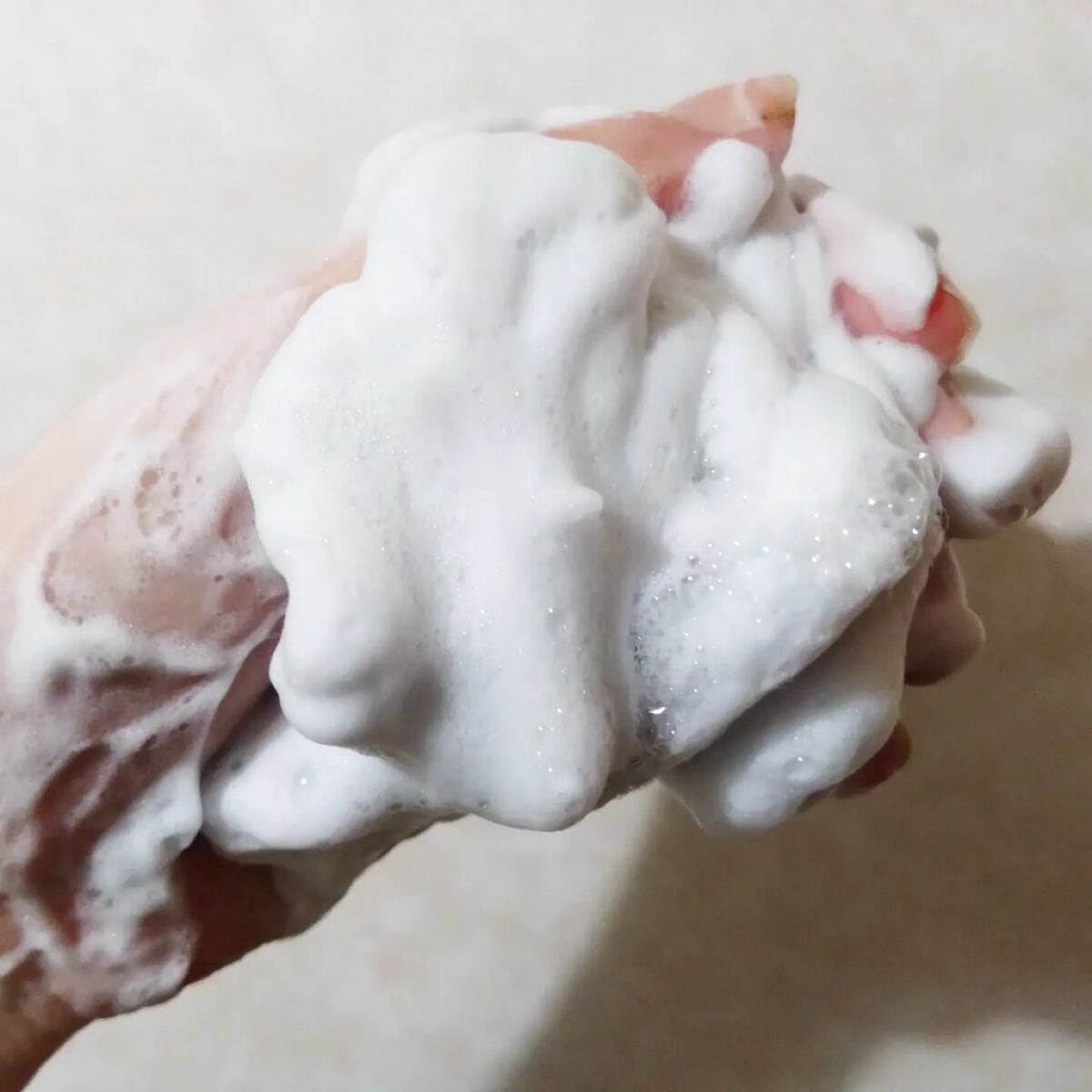 ラボ V 酵素洗顔フォーム ブラック/unlabel/洗顔フォームを使ったクチコミ(3枚目)