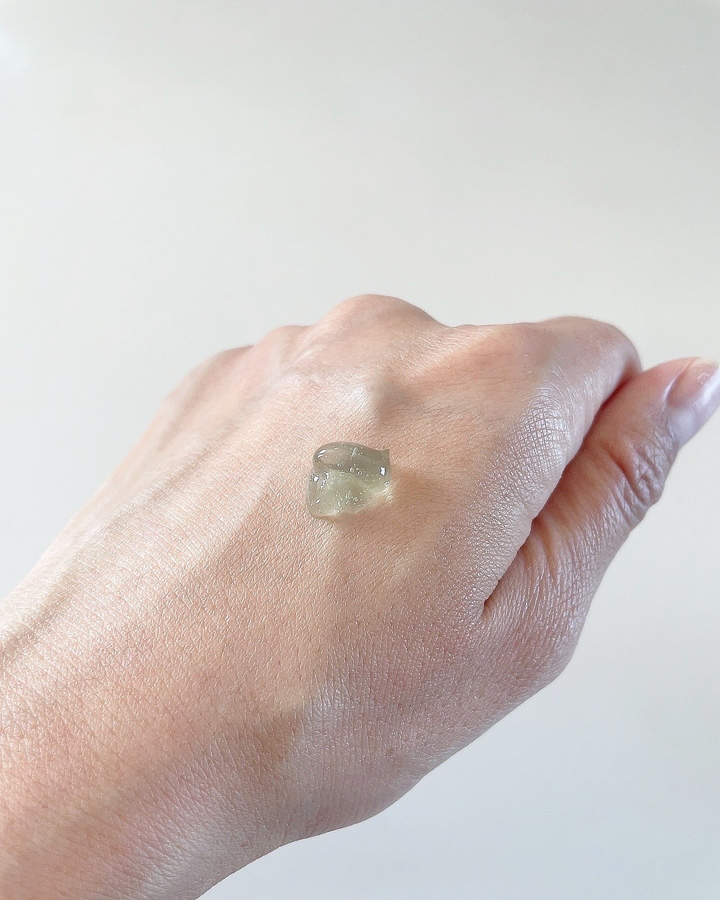 ポアセラショットエクソソームスピキュールセラム＆ ミニマイザー美顔/MEDITHERAPY/美容液を使ったクチコミ（3枚目）