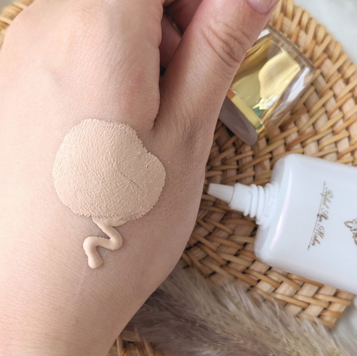 きらびか　ビューティーセラムファンデーション/KiraBika/リキッドファンデーションを使ったクチコミ（2枚目）