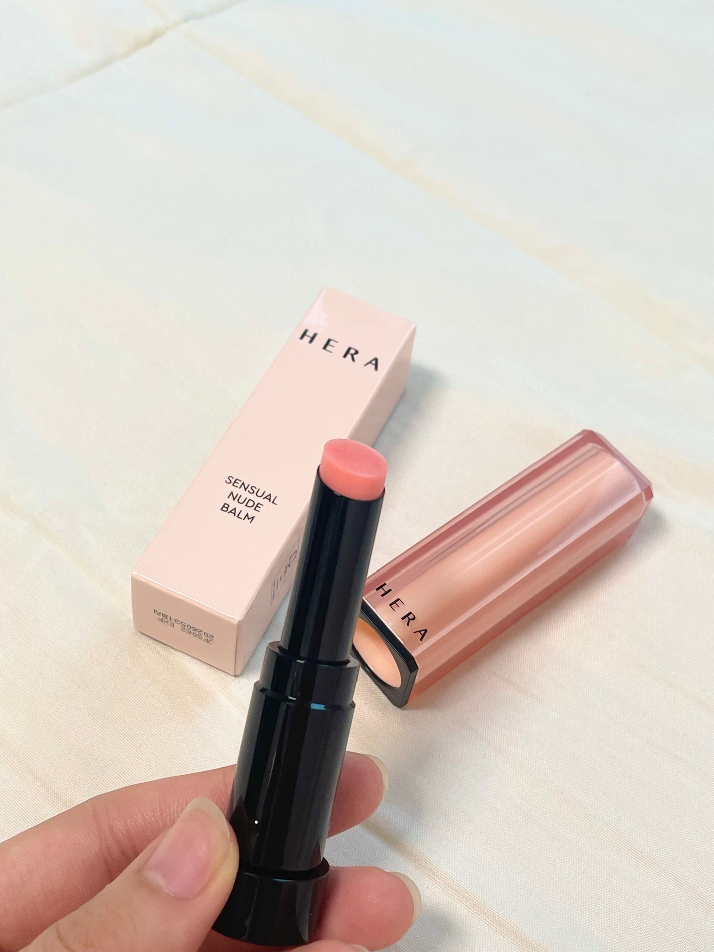 センシュアル ヌードバーム/HERA/リップバームを使ったクチコミ(2枚目)