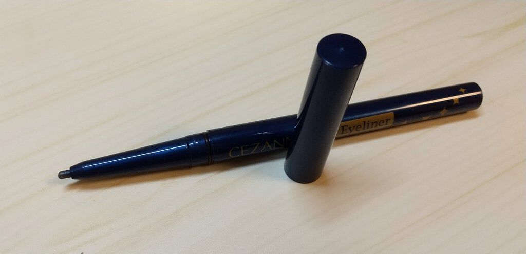 ジェルアイライナー 40 ネイビー/CEZANNE/ジェルアイライナーを使ったクチコミ（2枚目）