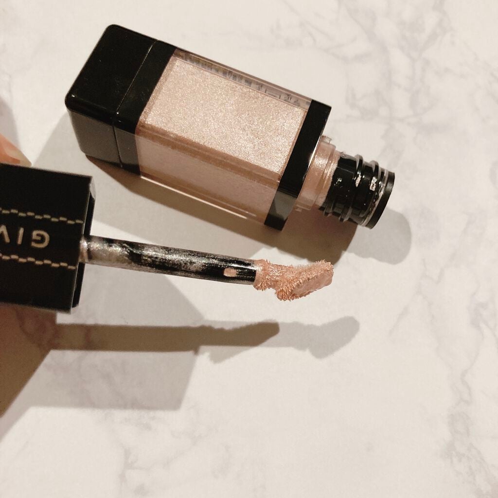 オンブル・アンテルディ/GIVENCHY/リキッドアイシャドウを使ったクチコミ(2枚目)