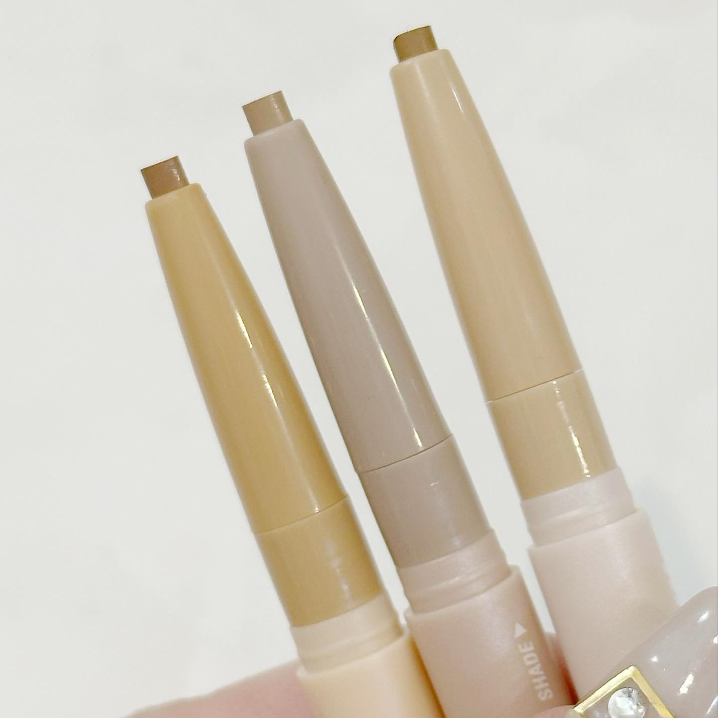 カラーグラム オールインワン涙袋メーカー/Colorgram/ペンシルアイライナーを使ったクチコミ（3枚目）