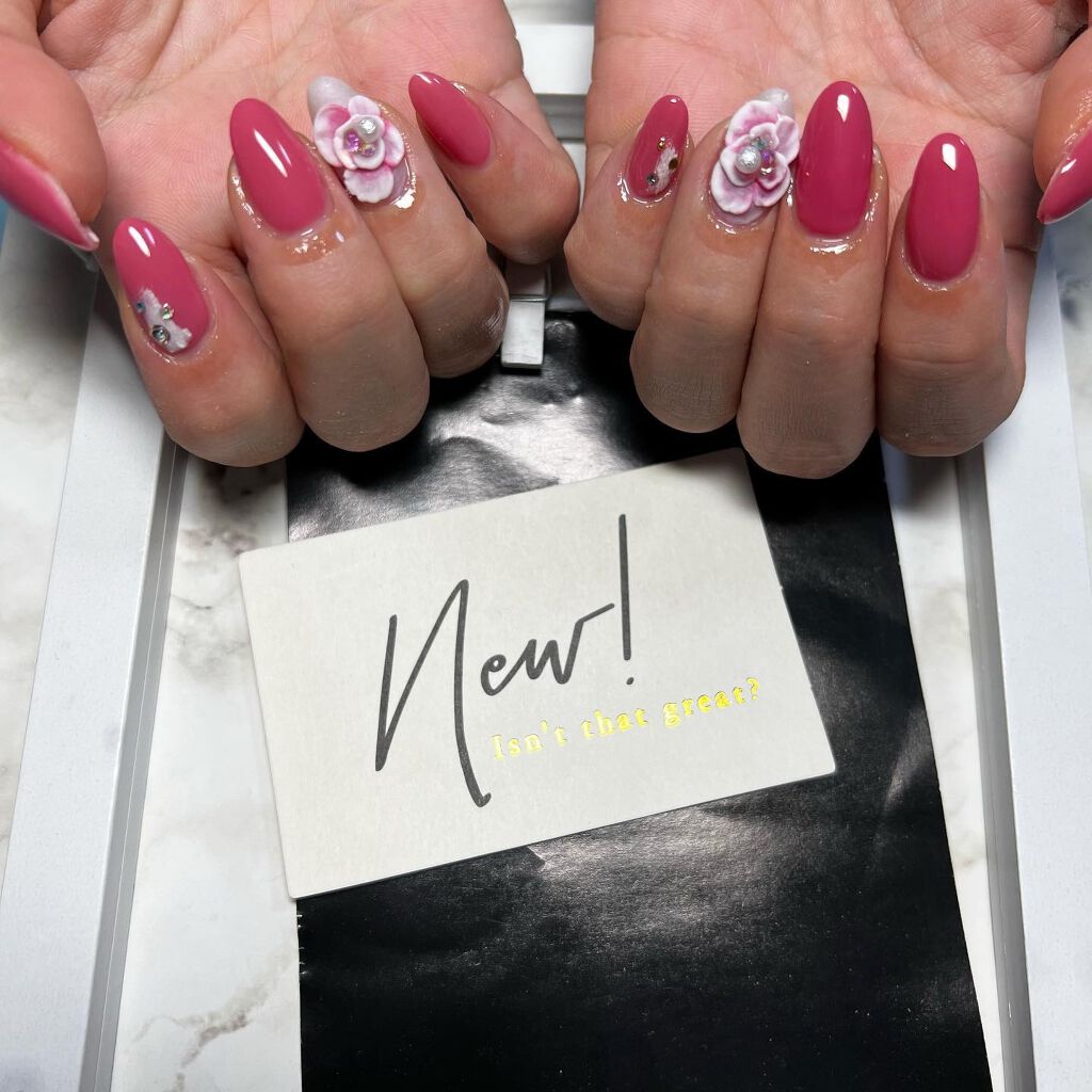 cst on LIPS 「#春ネイル#冬ネイル#お上品ネイル 💅#ネイル好きな人と繋がり..」(1枚目)