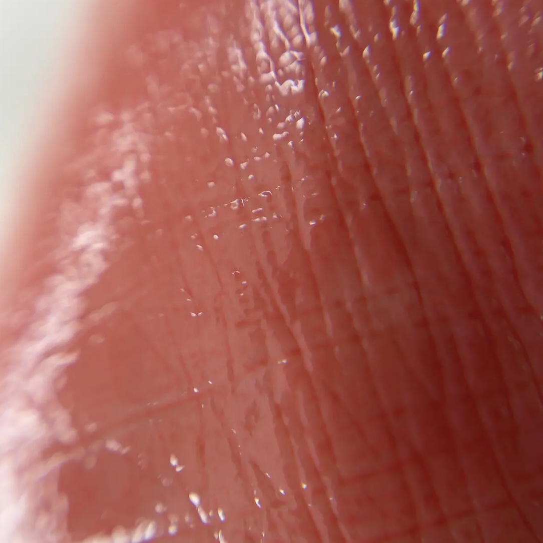 ボンディンググロウリップスティック/Laka/口紅を使ったクチコミ（3枚目）