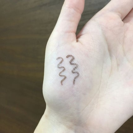 スキルレスライナー/LUMIURGLAS/リキッドアイライナーを使ったクチコミ(6枚目)