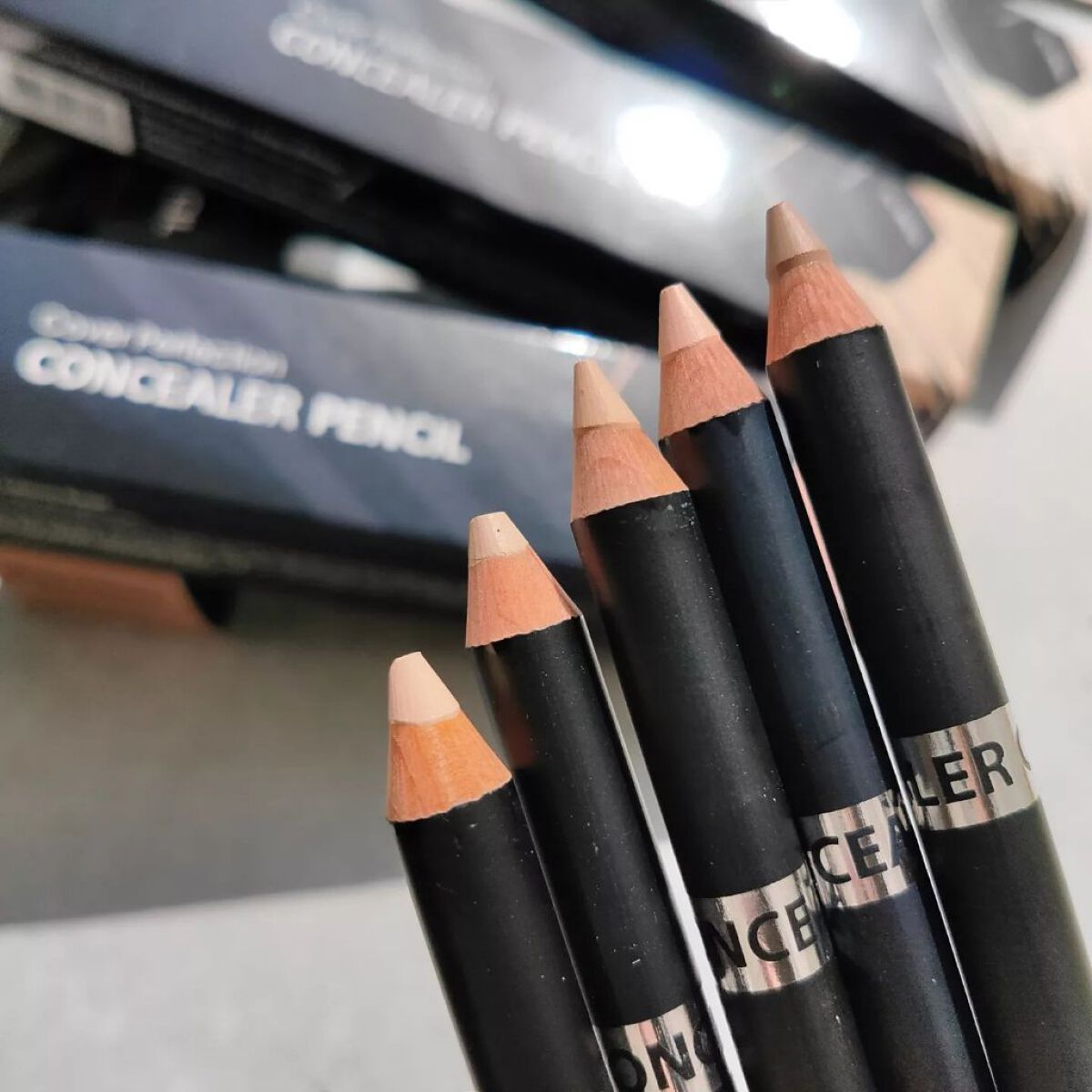 カバーパーフェクション コンシーラー ペンシル/the SAEM/ペンシルコンシーラーを使ったクチコミ(2枚目)