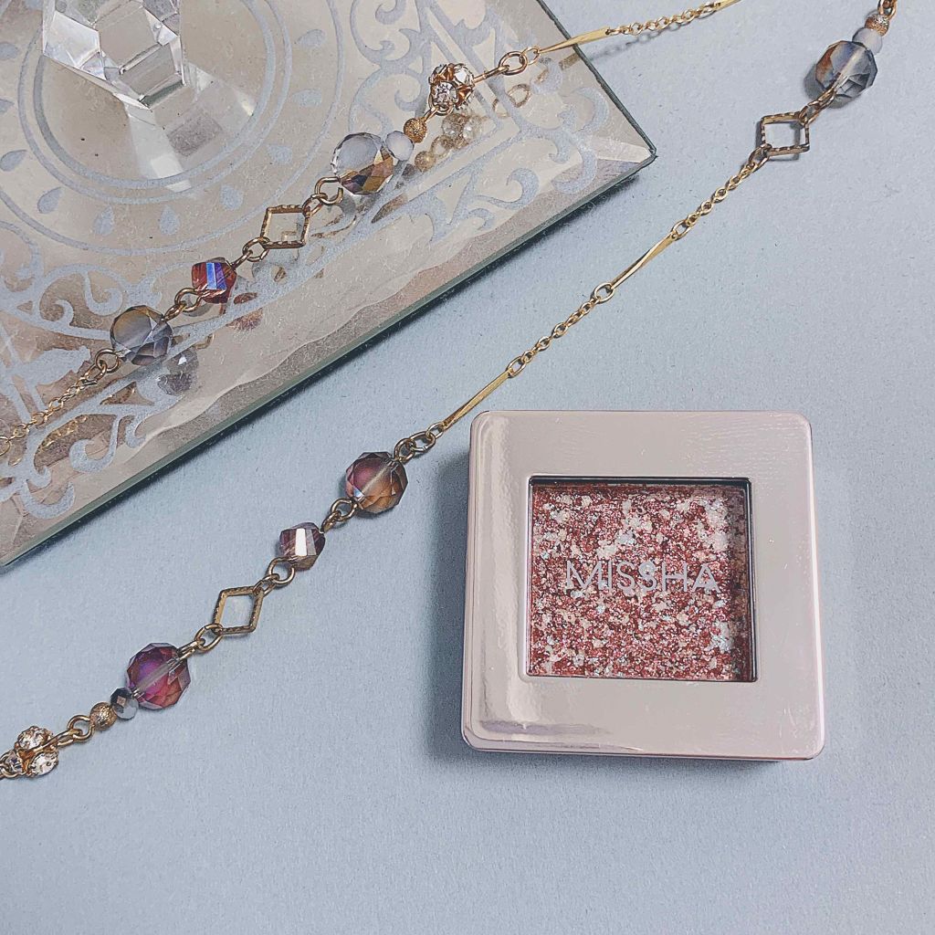 グリッタープリズム シャドウ/MISSHA/グリッターを使ったクチコミ（2枚目）