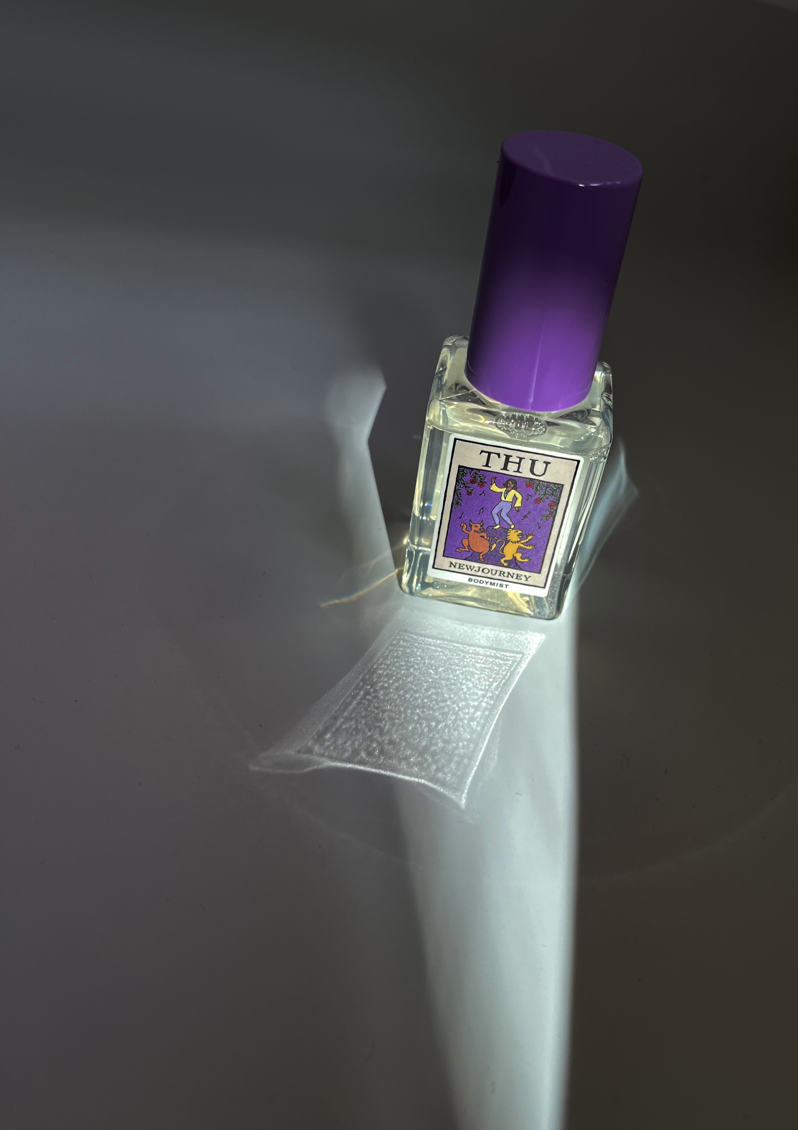 ボディミスト 木曜日の魔法　ジャスミンの甘美な歌声/NEWJOURNEY/香水(その他)を使ったクチコミ（1枚目）